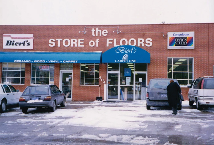 AMS E Lincoln Way_Feb 97_RGB_web.webp